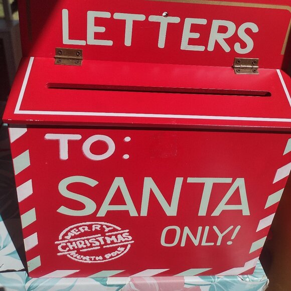 Letters to Santa wooden mailbox - Picture 1 of 2